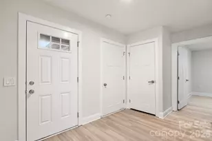4238 Mackinnon Dr, Charlotte, NC 28214 - Photo 2