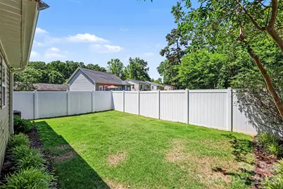2540 Elmin Street, Charlotte, NC 28208 - Photo 18