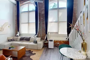 201 S Hoskins Rd, Charlotte, NC 28208 - Photo 2