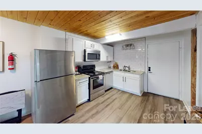 201 S Hoskins Road, Charlotte, NC 28208 - Photo 6
