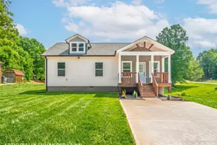 402 Pine Grove Ave, Cherryville, NC 28021 - Photo 1
