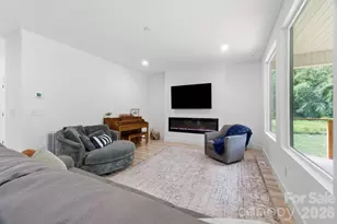 1906 Maius Dr, Conover, NC 28613 - Photo 12