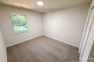 4720 Topsail Ct, Charlotte, NC 28212 - Photo 18
