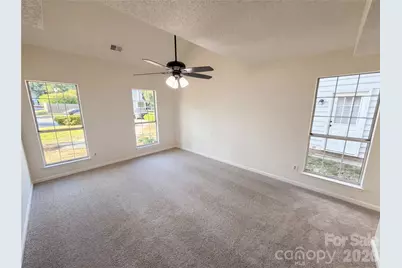 4720 Topsail Court, Charlotte, NC 28212 - Photo 4