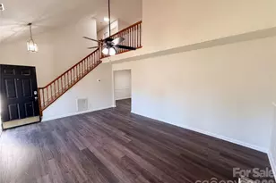 4720 Topsail Ct, Charlotte, NC 28212 - Photo 10