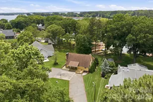 220 Shoreline Loop, Mooresville, NC 28117 - Photo 8