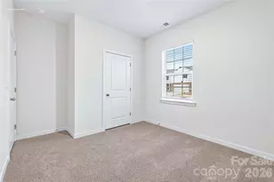 658 13th Ave Dr NE, Hickory, NC 28601 - Photo 20