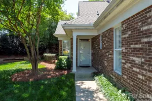 10721 Vicino Ct, Matthews, NC 28105 - Photo 2