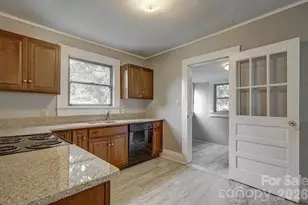 431 W Statesville Ave, Mooresville, NC 28115 - Photo 8