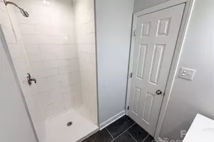 4554 Strangford Ave, Charlotte, NC 28215 - Photo 16
