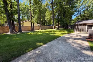 4554 Strangford Ave, Charlotte, NC 28215 - Photo 22