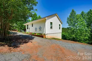 419 Travelers Rest Ln, Rutherfordton, NC 28139 - Photo 2