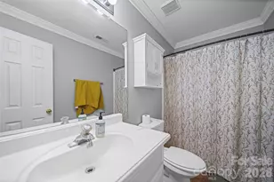 1309 Winding Branch Ct, Charlotte, NC 28216 - Photo 20