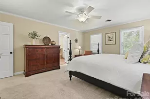 7933 Sunnyvale Ln, Charlotte, NC 28210 - Photo 18