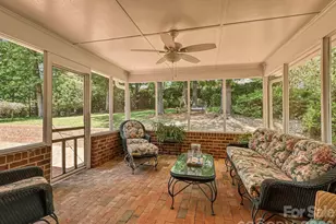 7933 Sunnyvale Ln, Charlotte, NC 28210 - Photo 28
