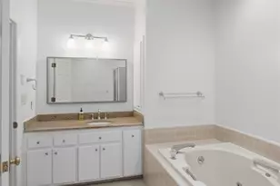 5906 Sharon Hills Rd, Charlotte, NC 28210 - Photo 22