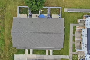1629 Oak Leaf Dr, Hickory, NC 28601 - Photo 24