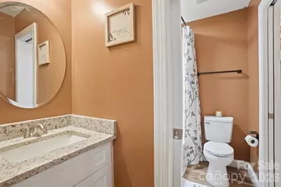 1629 Oak Leaf Drive, Hickory, NC 28601 - Photo 14