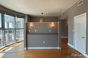 333 W Trade St, Charlotte, NC 28202 - Photo 6