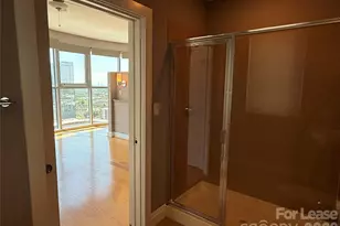 333 W Trade St, Charlotte, NC 28202 - Photo 10