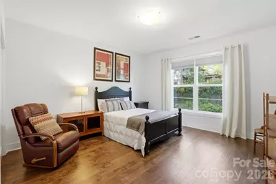 715 E 28th Street, Charlotte, NC 28205 - Photo 24