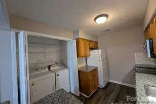 5001 Sharon Rd, Charlotte, NC 28210 - Photo 4