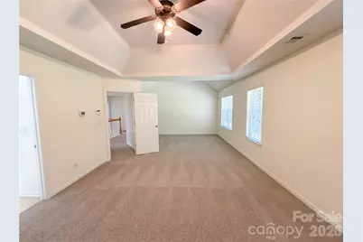 10050 Montrose Drive NW, Charlotte, NC 28269 - Photo 12