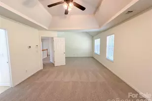 10050 Montrose Dr NW, Charlotte, NC 28269 - Photo 12