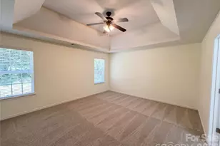 10050 Montrose Dr NW, Charlotte, NC 28269 - Photo 4
