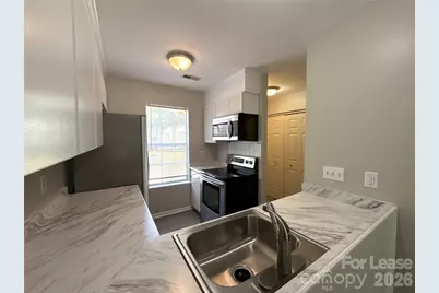 4042 Briarhill Drive, Charlotte, NC 28215 - Photo 4