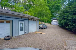 90 60 & 132 Hennessee St, Clyde, NC 28721 - Photo 40