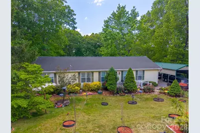 90, 60 & 132 Hennessee Street, Clyde, NC 28721 - Photo 4