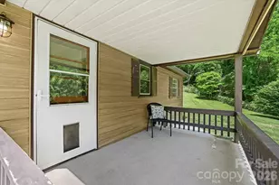 270 Slim Dillard Rd, Sylva, NC 28779 - Photo 14