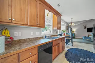 2017 Longhorn Dr, Dallas, NC 28034 - Photo 10
