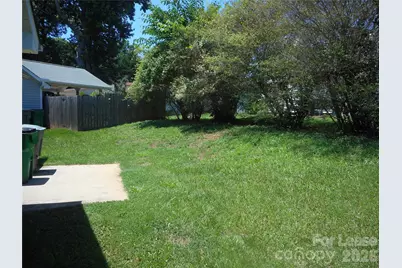 5901 Meadow Hill Drive, Charlotte, NC 28212 - Photo 8