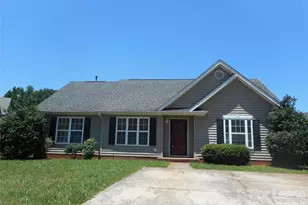 5901 Meadow Hill Dr, Charlotte, NC 28212 - Photo 1