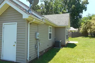 5901 Meadow Hill Dr, Charlotte, NC 28212 - Photo 18