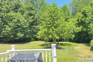 704 Morningside Dr, Mount Holly, NC 28120 - Photo 20