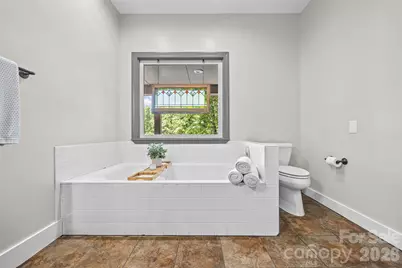 16105 Langston Drive, Charlotte, NC 28278 - Photo 24