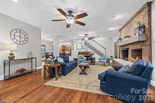 16105 Langston Dr, Charlotte, NC 28278 - Photo 12