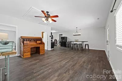 16105 Langston Drive, Charlotte, NC 28278 - Photo 30
