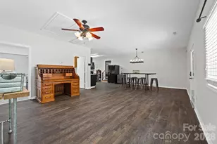 16105 Langston Dr, Charlotte, NC 28278 - Photo 30