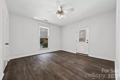 16105 Langston Drive, Charlotte, NC 28278 - Photo 32
