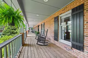 16105 Langston Dr, Charlotte, NC 28278 - Photo 6