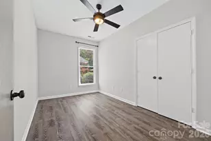 16105 Langston Dr, Charlotte, NC 28278 - Photo 32