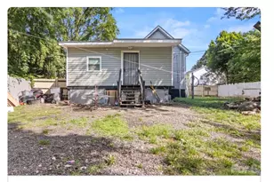 318 Goff St, Charlotte, NC 28208 - Photo 4