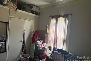 318 Goff St, Charlotte, NC 28208 - Photo 2