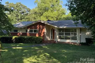 2028 Ferncliff Rd, Charlotte, NC 28211 - Photo 2