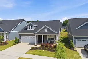 8609 Chagrin Dr, Cornelius, NC 28031 - Photo 2