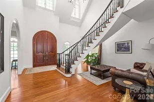 5400 Challisford Ln, Charlotte, NC 28226 - Photo 8